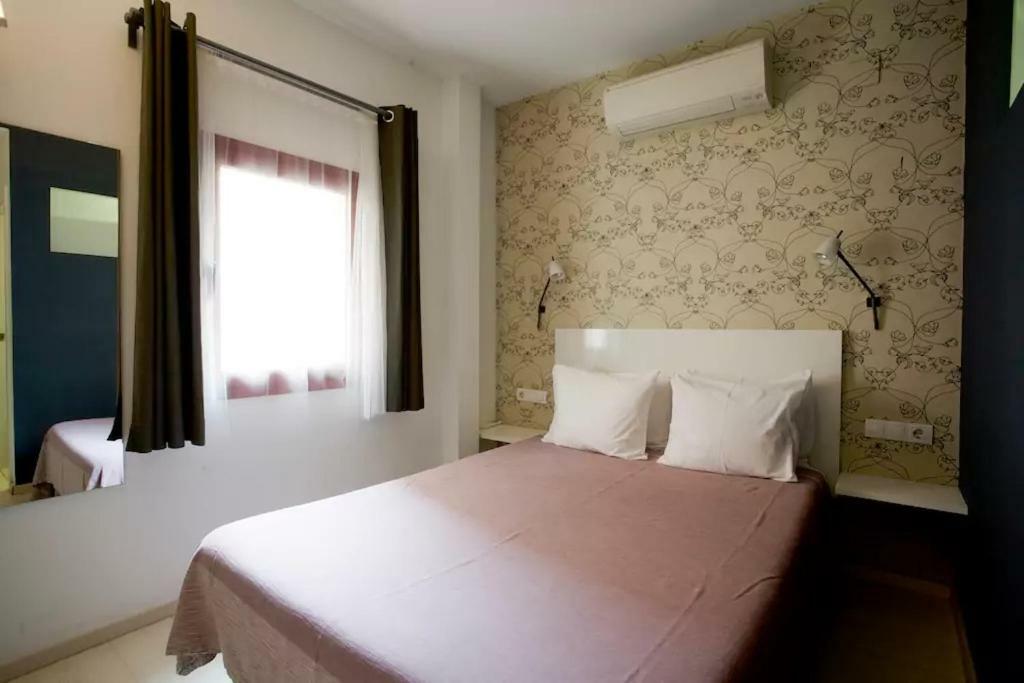 Old City Beach House Barcellona Esterno foto